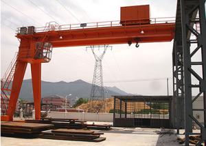 冶金型雙主梁半門式起重機(jī)